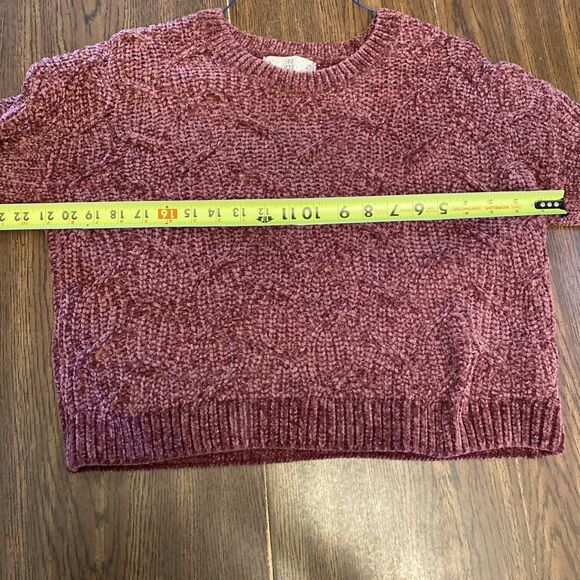 Pink Rose Sweater Women’s Size Medium Purple Pullover Loose  Knit Long Sleeve - Picture 8 of 9